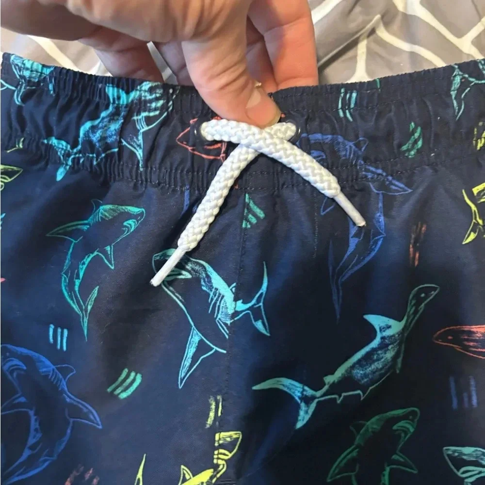 Sport boys swim trunk with sharks medium (7/8)